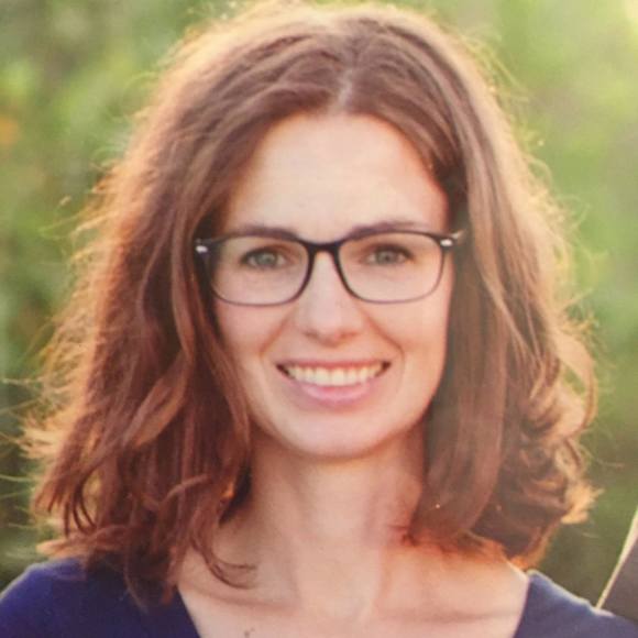 Meet your Posher, Rachael - Picture 1 of 1